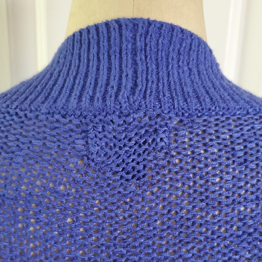 Knit Short Sleeve Sweater - Size L (14-16) - Picture 7 of 11